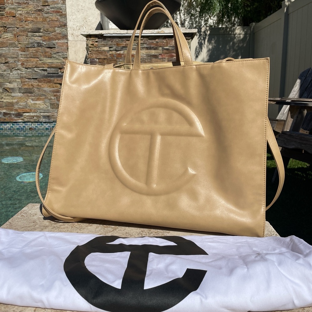 AUTHENTIC Telfar Large Shopper Tote Cream